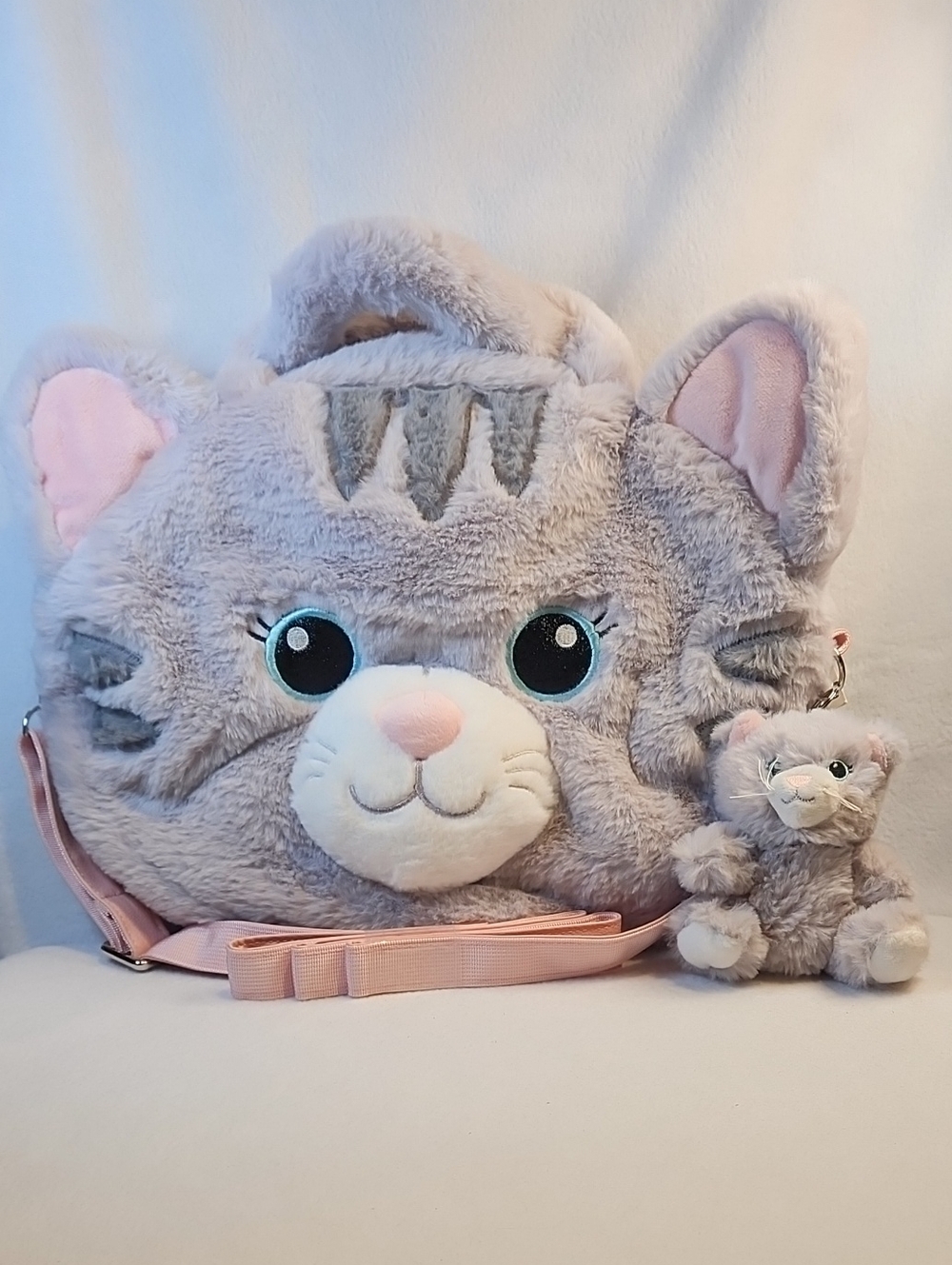 Plush 4-in-1 Cat Shoulder Bag for Kids in Gray Cute Ears Design And Keychain
